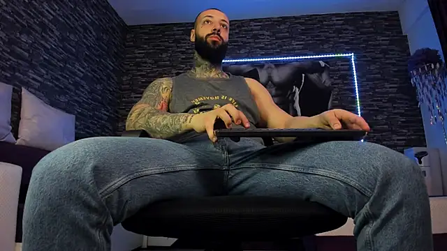 JonahHunt online show from February 7, 6:13 pm