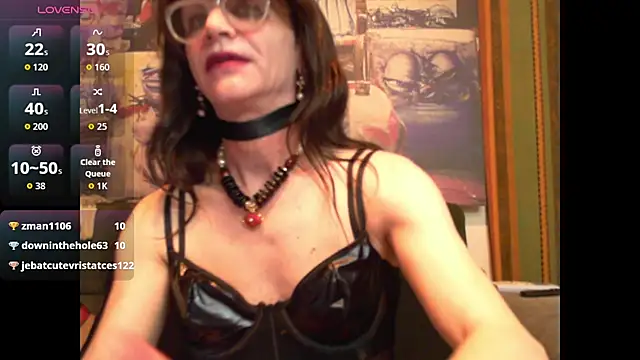 Snapshot of TheBlackWtch chatting on April 14, 1:06 pm TheBlackWtch online show from April 14, 1:06 pm