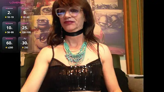 Snapshot of TheBlackWtch chatting on April 18, 8:20 pm TheBlackWtch online show from April 18, 8:20 pm