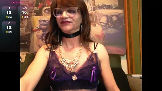 Snapshot of TheBlackWtch chatting on April 23, 1:07 am TheBlackWtch online show from April 23, 1:07 am