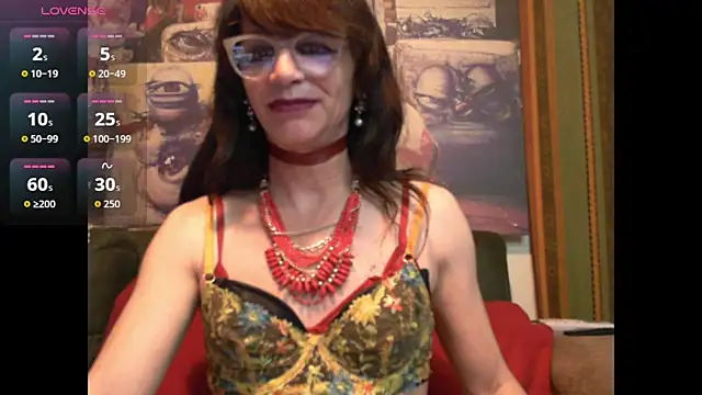 Snapshot of TheBlackWtch chatting on May 10, 9:42 pm TheBlackWtch online show from May 10, 9:42 pm