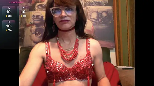 Snapshot of TheBlackWtch chatting on May 12, 9:56 pm TheBlackWtch online show from May 12, 9:56 pm