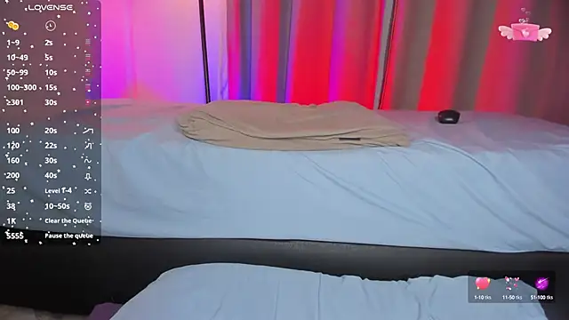 hot booty  online show from September 18, 10:56 pm