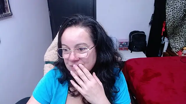 Snapshot of Sonialorens_ chatting on November 6, 11:26 pm Sonialorens online show from November 6, 11:26 pm