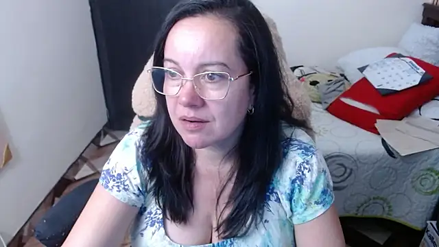 Snapshot of Sonialorens_ chatting on January 9, 10:55 pm Sonialorens online show from January 9, 10:55 pm