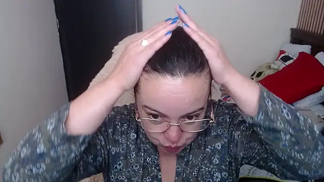 Snapshot of Sonialorens_ chatting on January 12, 2:33 pm Sonialorens online show from January 12, 2:33 pm