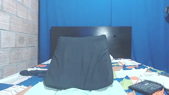 Snapshot of isabella_dirty69 chatting on February 2, 8:35 am isabella dirty69 online show from February 2, 8:35 am