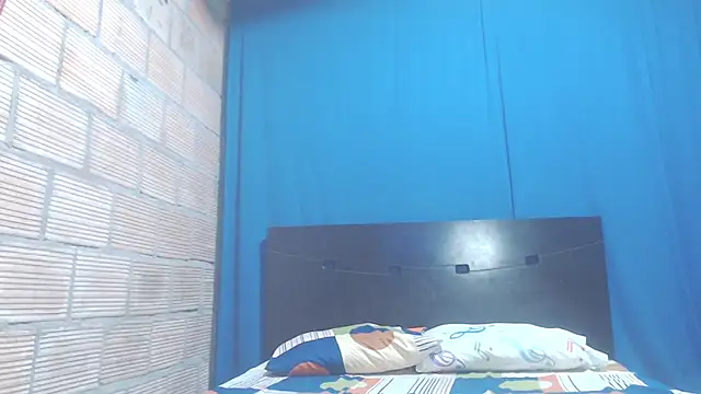 Snapshot of isabella_dirty69 chatting on February 18, 3:10 am isabella dirty69 online show from February 18, 3:10 am