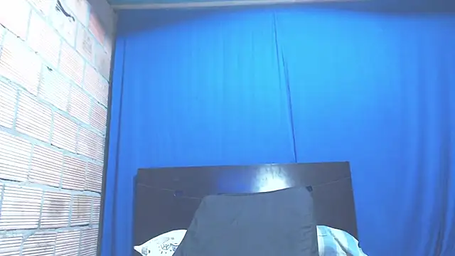 Snapshot of isabella_dirty69 chatting on March 4, 7:41 am isabella dirty69 online show from March 4, 7:41 am