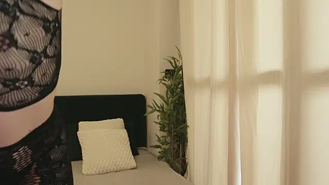 Luna Riva online show from September 23, 9:01 am