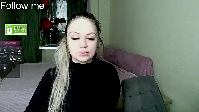 elven dreams  online show from February 19, 6:26 pm