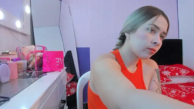 Snapshot of Byanca_Winklar chatting on December 4, 5:44 pm Byanca Winklar online show from December 4, 5:44 pm