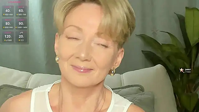 AkexandraFix online show from May 18, 2:01 pm
