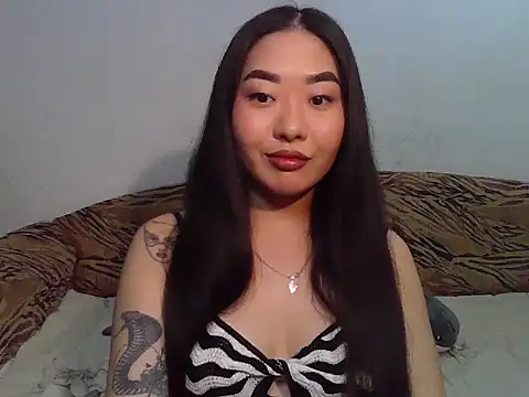 Snapshot of Aleksa_Blackdream chatting on November 9, 12:20 am Aleksa Blackdream online show from November 9, 12:20 am