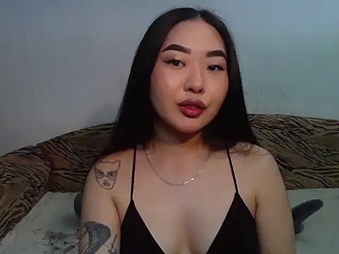 Snapshot of Aleksa_Blackdream chatting on November 10, 7:40 am Aleksa Blackdream online show from November 10, 7:40 am