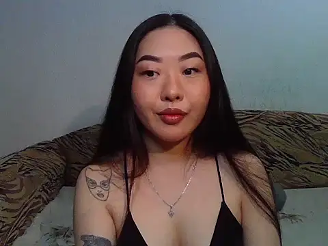 Snapshot of Aleksa_Blackdream chatting on February 28, 3:18 am Aleksa Blackdream online show from February 28, 3:18 am