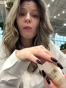 MaryHiggins online show from December 2, 11:37 am