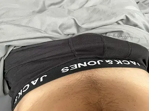 Snapshot of Germantype25 chatting on January 25, 9:47 am Germantype25 online show from January 25, 9:47 am