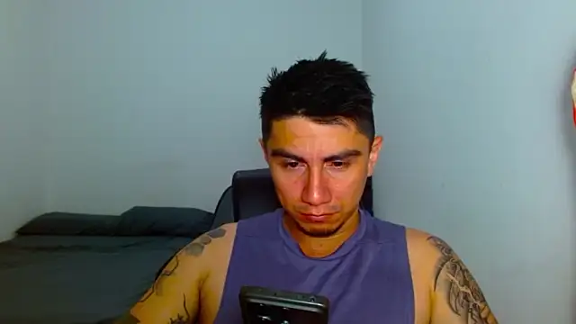 Snapshot of jimmy_scoot chatting on March 22, 3:26 pm jimmy scoot online show from March 22, 3:26 pm