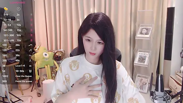 Judy0523 online show from February 26, 3:53 am
