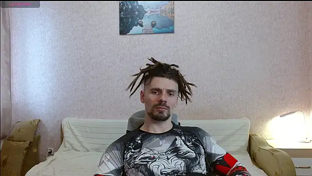 Aestheticguy101 online show from May 16, 1:32 pm
