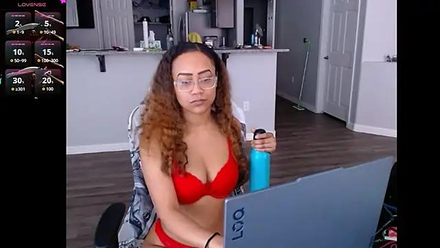 RylHoneyy online show from June 20, 7:49 pm
