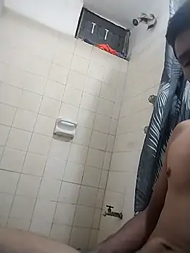 Snapshot of Ajor1 chatting on January 12, 9:03 am Ajor1 online show from January 12, 9:03 am