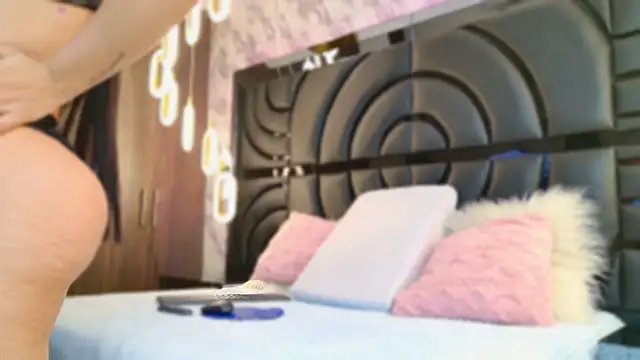 sarahgrey18 online show from February 28, 11:25 am