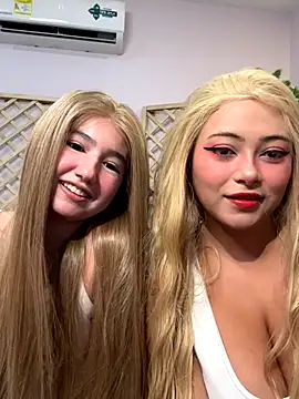 seraphine23 online show from September 24, 12:36 am