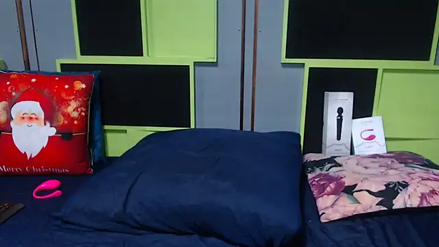 Snapshot of SexyAssDivaxxx chatting on January 13, 5:12 am SexyAssDivaxxx online show from January 13, 5:12 am