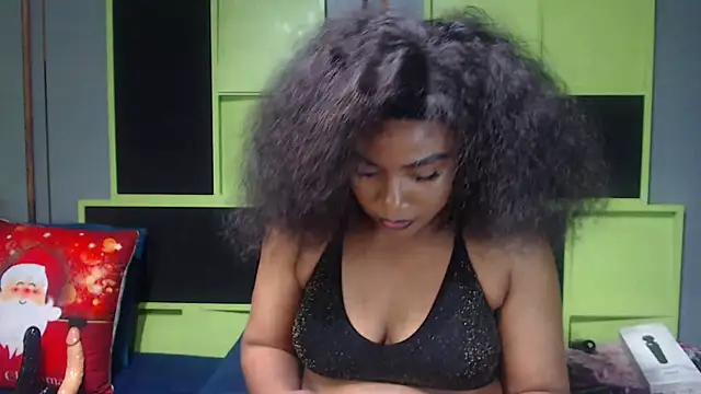 Snapshot of SexyAssDivaxxx chatting on February 1, 7:57 am SexyAssDivaxxx online show from February 1, 7:57 am