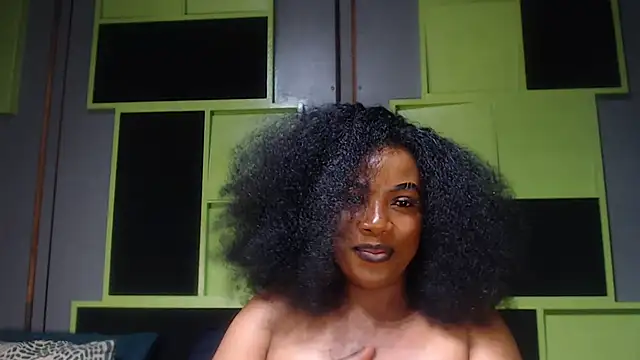 Snapshot of SexyAssDivaxxx chatting on September 30, 5:12 am SexyAssDivaxxx online show from September 30, 5:12 am