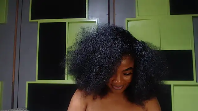 Snapshot of SexyAssDivaxxx chatting on October 2, 5:14 am SexyAssDivaxxx online show from October 2, 5:14 am