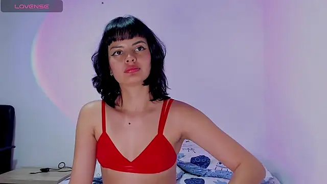 Snapshot of Abby_Saenz01 chatting on January 10, 1:21 am Abby Saenz01 online show from January 10, 1:21 am