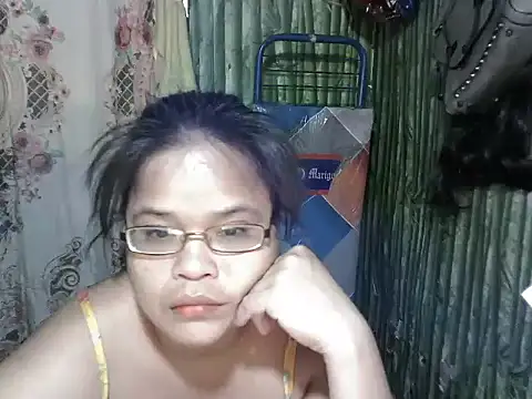 abiemayhottiey online show from September 9, 9:36 pm