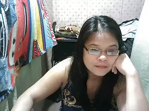 abiemayhottiey online show from October 29, 1:57 pm