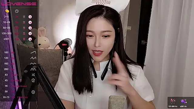 Snapshot of tw_lala chatting on December 5, 7:06 pm tw lala online show from December 5, 7:06 pm
