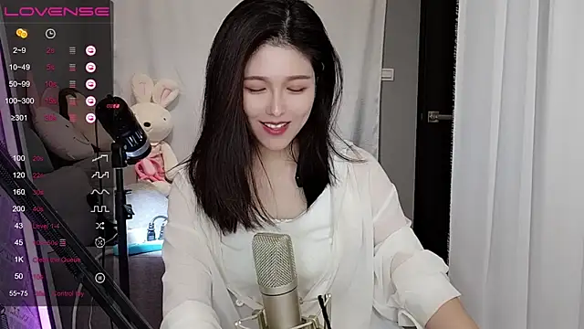 Snapshot of tw_lala chatting on December 13, 7:10 pm tw lala online show from December 13, 7:10 pm