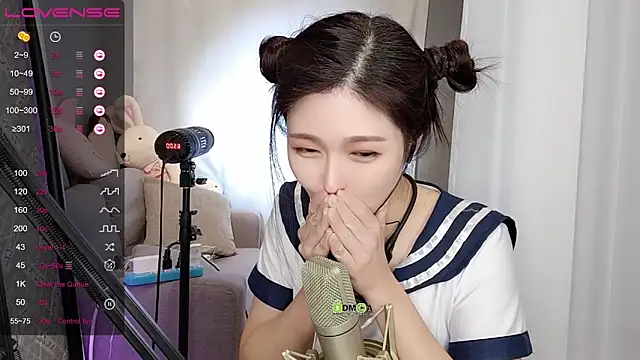 Snapshot of tw_lala chatting on December 23, 7:20 pm tw lala online show from December 23, 7:20 pm