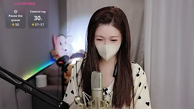 Snapshot of tw_lala chatting on October 17, 4:42 pm tw lala online show from October 17, 4:42 pm