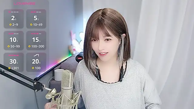 Snapshot of tw_lala chatting on February 2, 4:49 pm tw lala online show from February 2, 4:49 pm