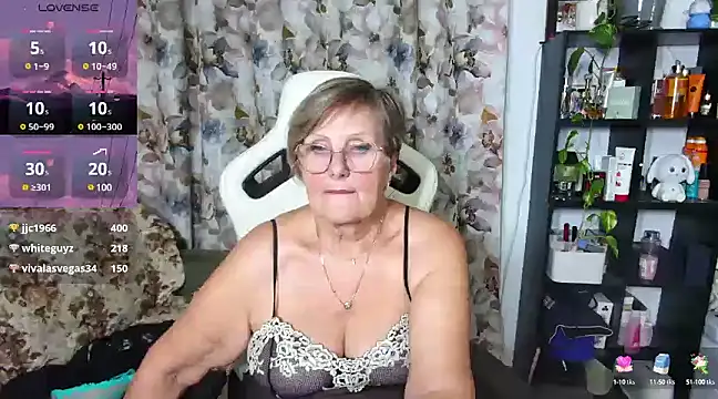 Selenna57 online show from December 3, 10:51 pm