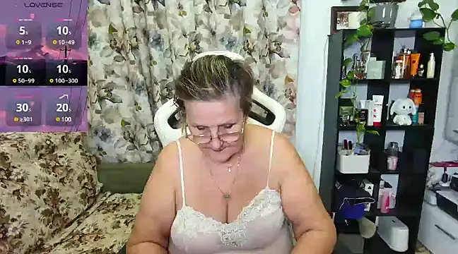 Selenna57 online show from December 9, 7:07 pm