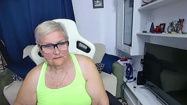 Selenna57 online show from May 5, 5:54 pm