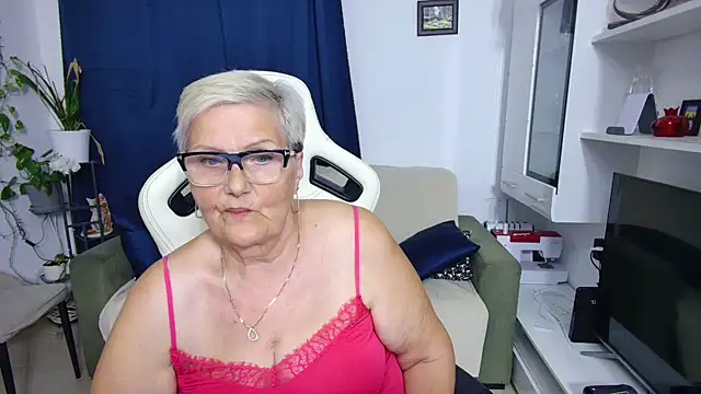 Selenna57 online show from May 10, 5:40 pm