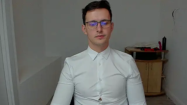Snapshot of sexxymuscles4u chatting on January 20, 12:07 pm sexxymuscles4u online show from January 20, 12:07 pm