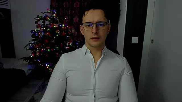 Snapshot of sexxymuscles4u chatting on January 14, 1:06 pm sexxymuscles4u online show from January 14, 1:06 pm