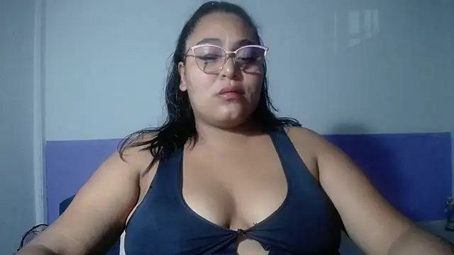Snapshot of sirena_15 chatting on April 29, 5:22 am sirena 15 online show from April 29, 5:22 am
