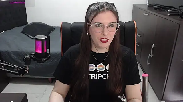 Snapshot of xxbbtaa chatting on February 13, 8:05 pm xxbbtaa online show from February 13, 8:05 pm