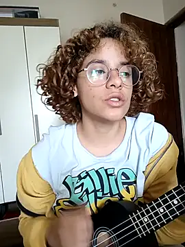 EmmaMelissa0521 online show from February 5, 4:47 pm